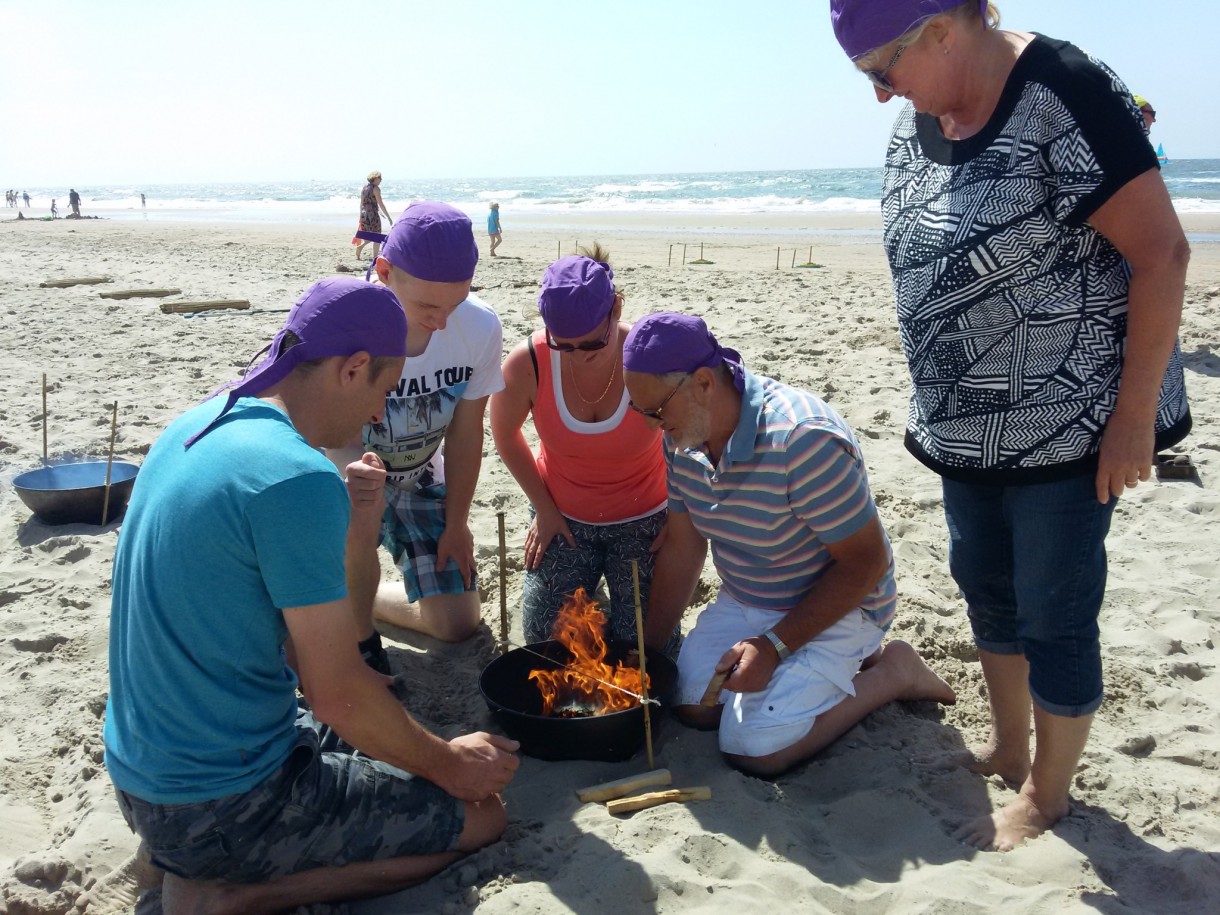 vuur maken bij Expeditie Robinson
